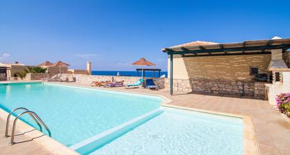 Lovely seaside house, everything on foot!