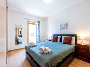 2 Schlafzimmer, Bügeleisen/Bügelbrett, Reisekinderbett, WLAN