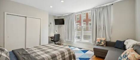 1 habitación, escritorio y wifi