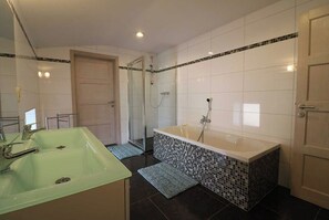 Bathtub - La Brasserie (Manhay)
