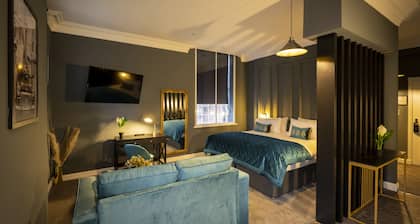 The Old Post Office by Deuce Hotels