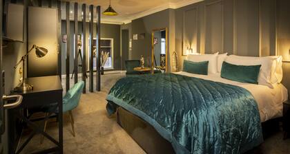 The Old Post Office by Deuce Hotels