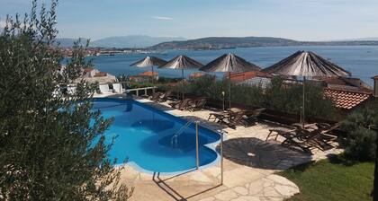 Villa Julio spacious first floor apartment with a great terrace