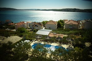 Outdoor pool - Villa Julio spacious  first floor apartment  with a great terrace (Seget Donji)