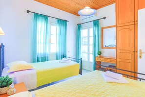 3 bedrooms - Alexandra Bay Front in (Corfu)
