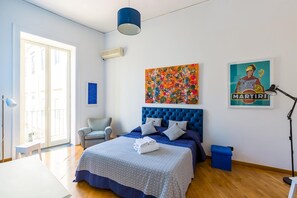 3 bedrooms - Portico 17 - Charming House Close Promenade (Naples)