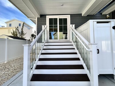 Your Dream Summer Vacation Starts HERE!