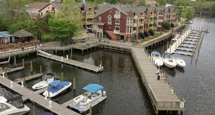 The McKenzie Estate - Old Town Occoquan