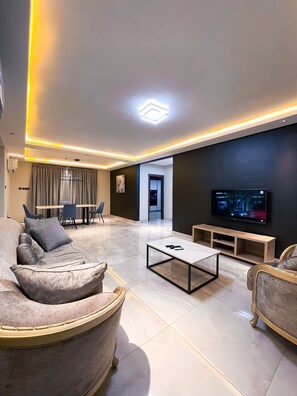 Smart TV, fireplace, video games, DVD player