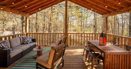 Cozy, Pet Friendly Home Steps from GFL