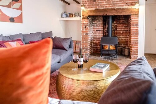 Solebay House, Tunstall