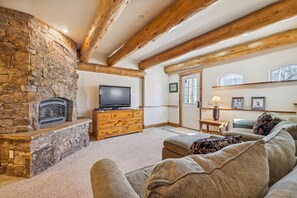 TV, fireplace, video games
