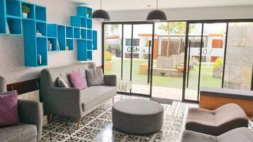 Télévision, espaces bureaux