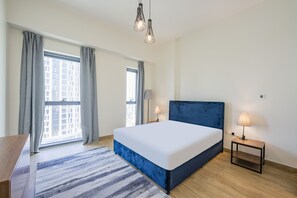 Apartment, 3 Bedrooms | In-room safe, desk, laptop workspace, blackout curtains