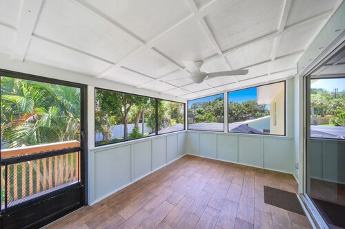 Jensen Beach Family Pool Home