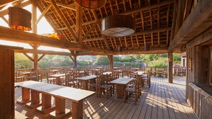 Terrace/patio - PUY DU FOU - Les Îles De Clovis + Tickets (Les Epesses)