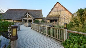 Reception - PUY DU FOU - Les Îles De Clovis + Tickets (Les Epesses)