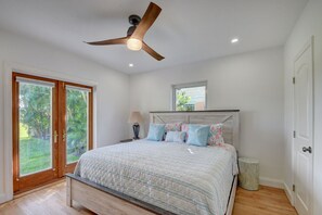 3 soverom, skrivebord, strykejern/-brett og wi-fi (inkludert)