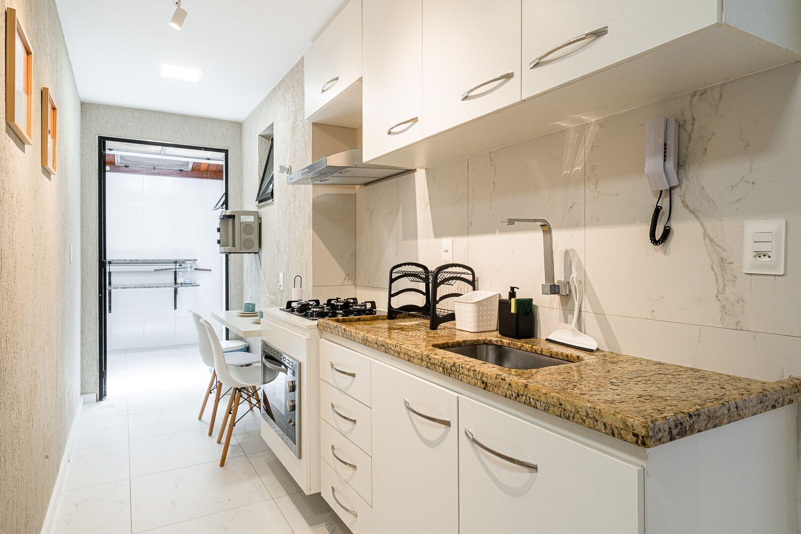 Fridge, microwave, oven, coffee/tea maker