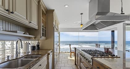 Luxury Oceanfront Villa w/ Resort Style Amenities