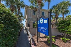 Property grounds - Beachy Keen - Gulf Views, Crystal Beach, Private + Community Pool, Pet Friendly! (Destin)
