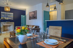 Interior - Le Coeur d'Auray - Magnifique Appartement avec parking privé! (Auray)