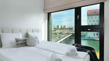 Deluxe Apartment | Living area