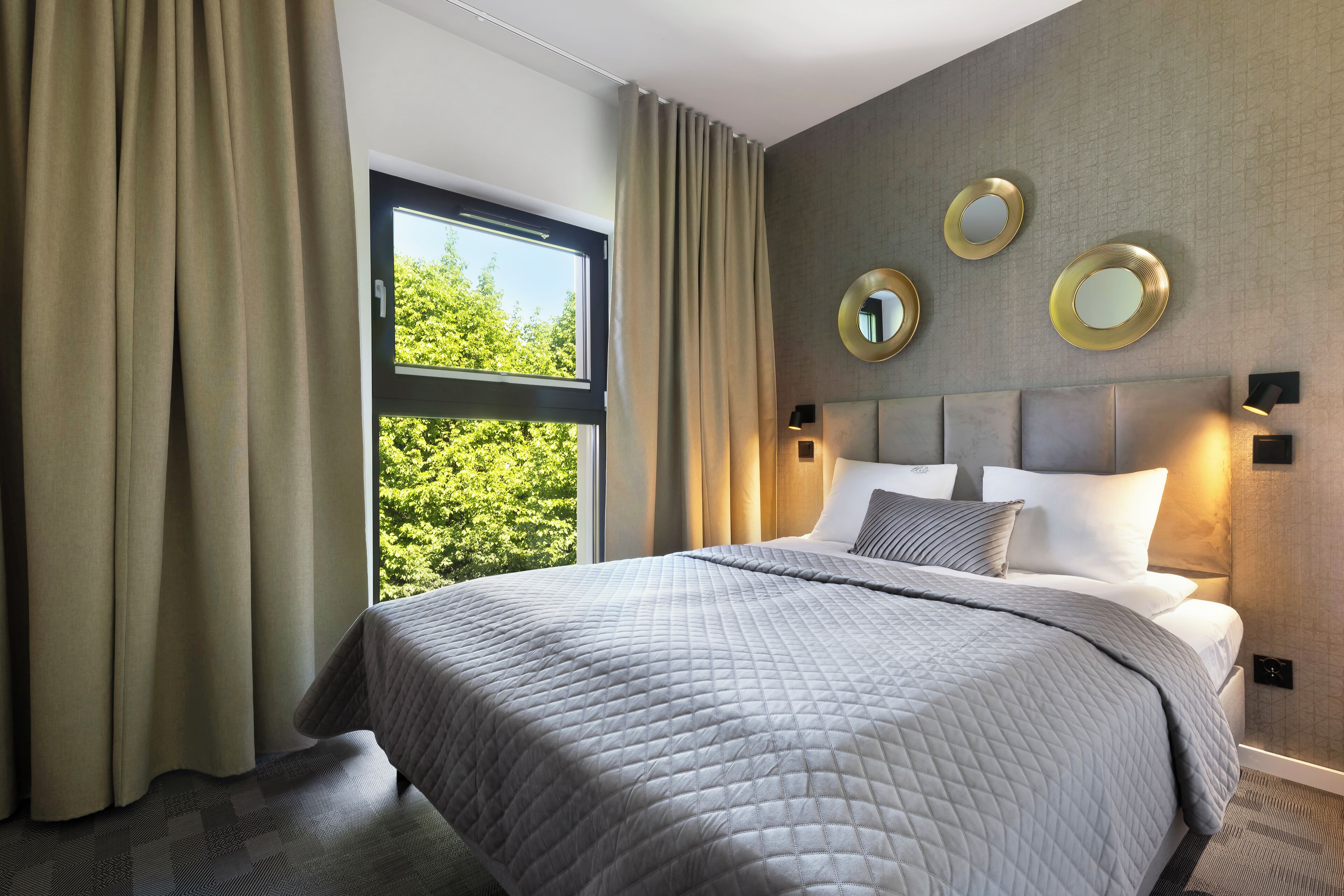 舒适公寓 | 熨斗/熨衣板、免费 WiFi、床单