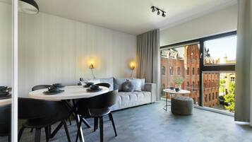 Comfort Apartment | Iron/ironing board, free WiFi, bed sheets