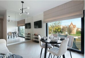 Deluxe Apartment | Living area