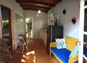 Junior Suite | Living area | Smart TV, Netflix, streaming services - Portoazul Casa de Playa (Puerto Colombia)