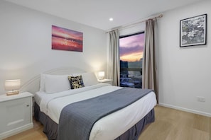 3 chambres, bureau, fer et planche à repasser, Wi-Fi gratuit