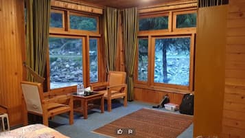 Appartement Luxe | Fer et planche Ă  repasser, Wi-Fi gratuit, draps fournis