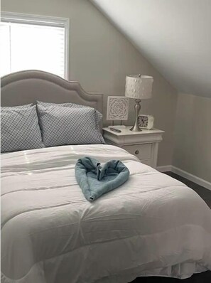 3 quartos, berço de viagem, Wi-Fi, roupa de cama