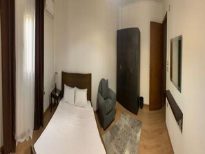 2 bedrooms