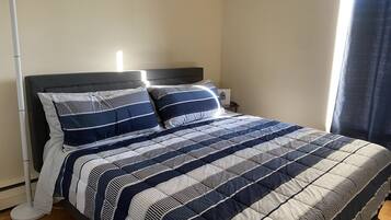 2 bedrooms, desk, iron/ironing board, free WiFi