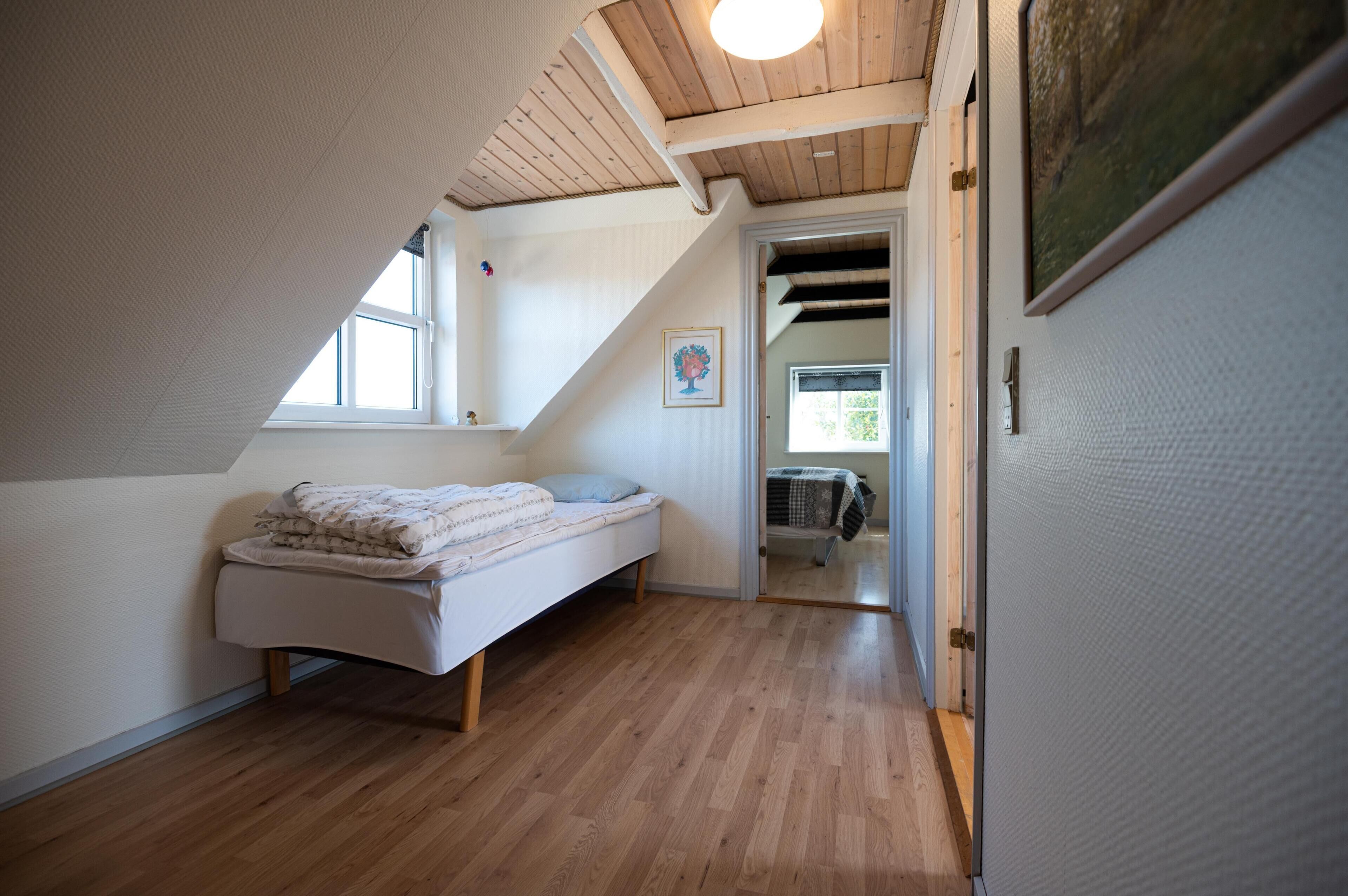 6 間睡房、上網