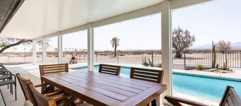 Amazing desert oasis