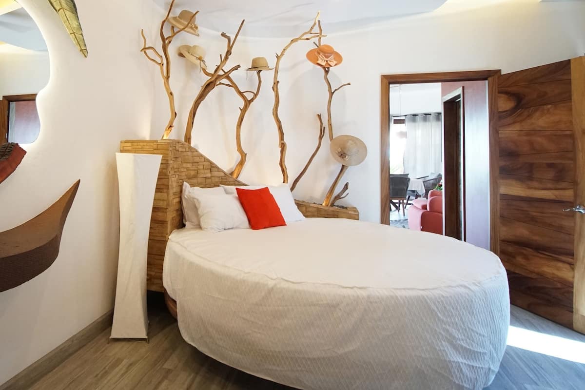 Vila júnior | Roupas de cama premium, frigobar, cofres nos quartos, cortinas blackout