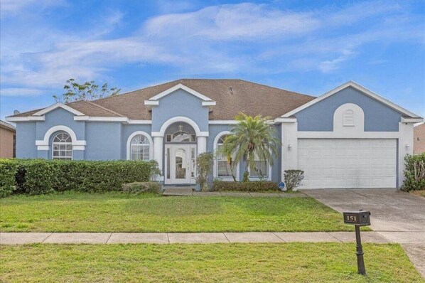 Exterior - 4 Bedroom Value Plus Home with Private Pool (Davenport)