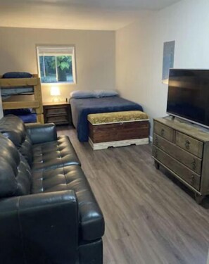 2 habitaciones, wifi gratis y ropa de cama