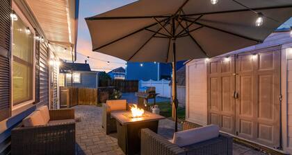 Perfect 2BR Hideaway Just 3.5 Blocks to Beach & Boards | Fire Pit, Grill, Relax