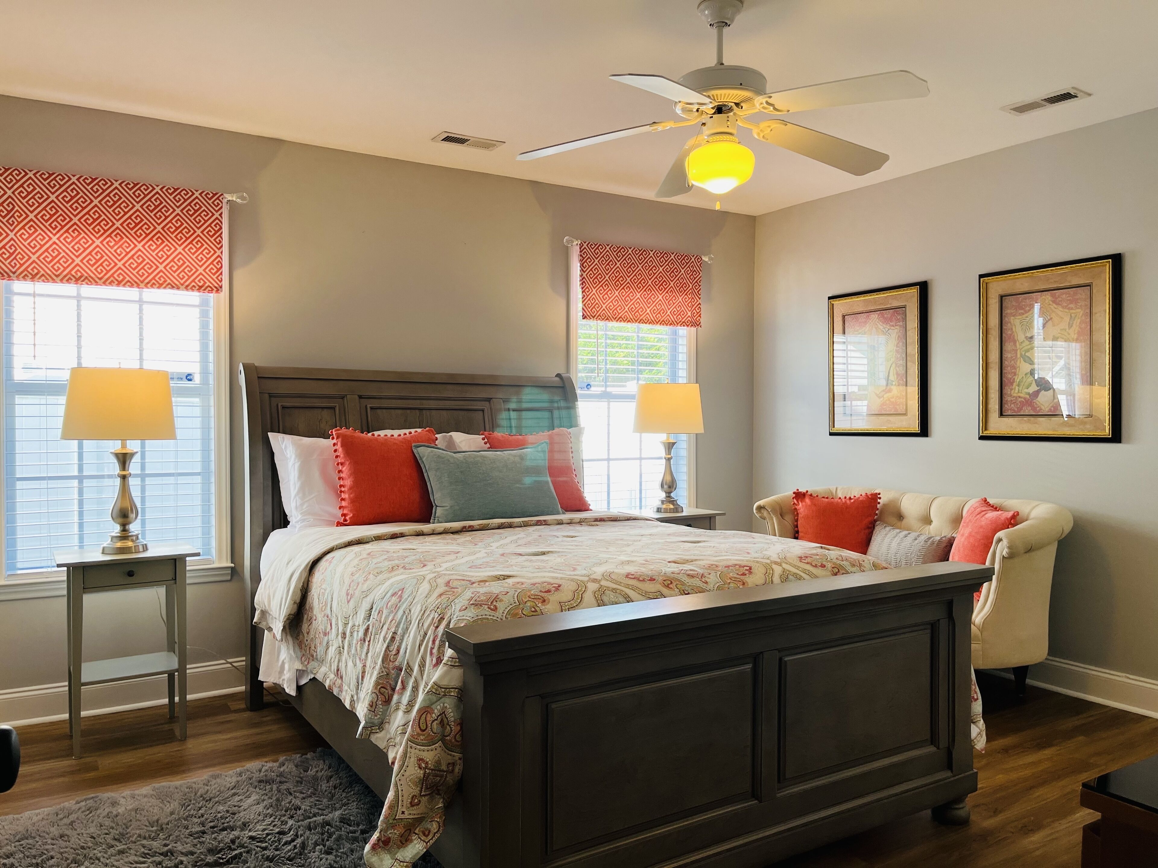 2 soverom, strykejern/-brett, reiseseng for barn og wi-fi (inkludert)