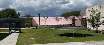 Quinta del Eden/9PX/Pool/BBQ/Pet Friendly