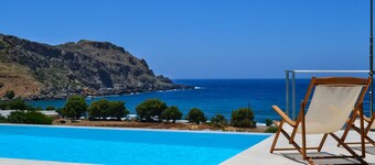Villa Corallium in Sfinari - 5 min from the beach
