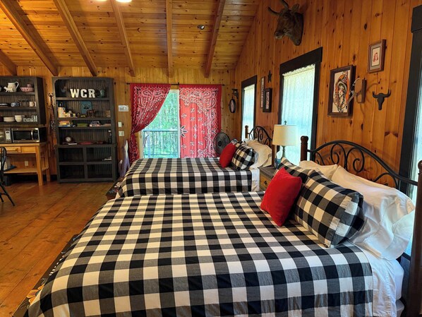 1 bedroom, iron/ironing board, travel crib, WiFi