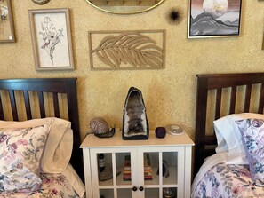 1 Schlafzimmer, Schreibtisch, WLAN, Bettwäsche