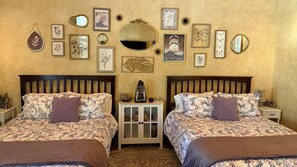 1 bedroom, desk, WiFi, bed sheets
