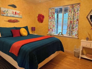 2 bedrooms, iron/ironing board, travel cot, WiFi