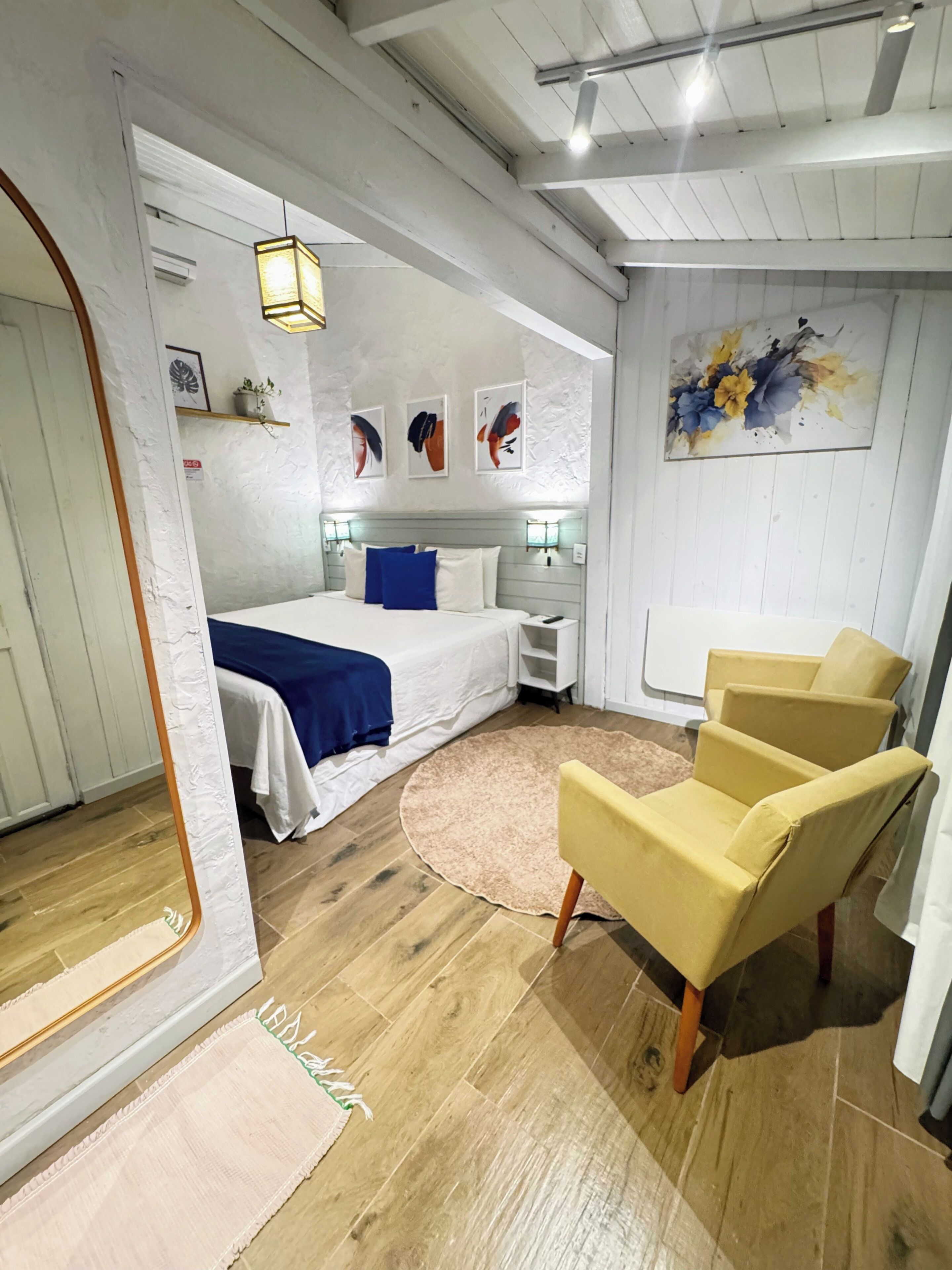 Luxury Suite
